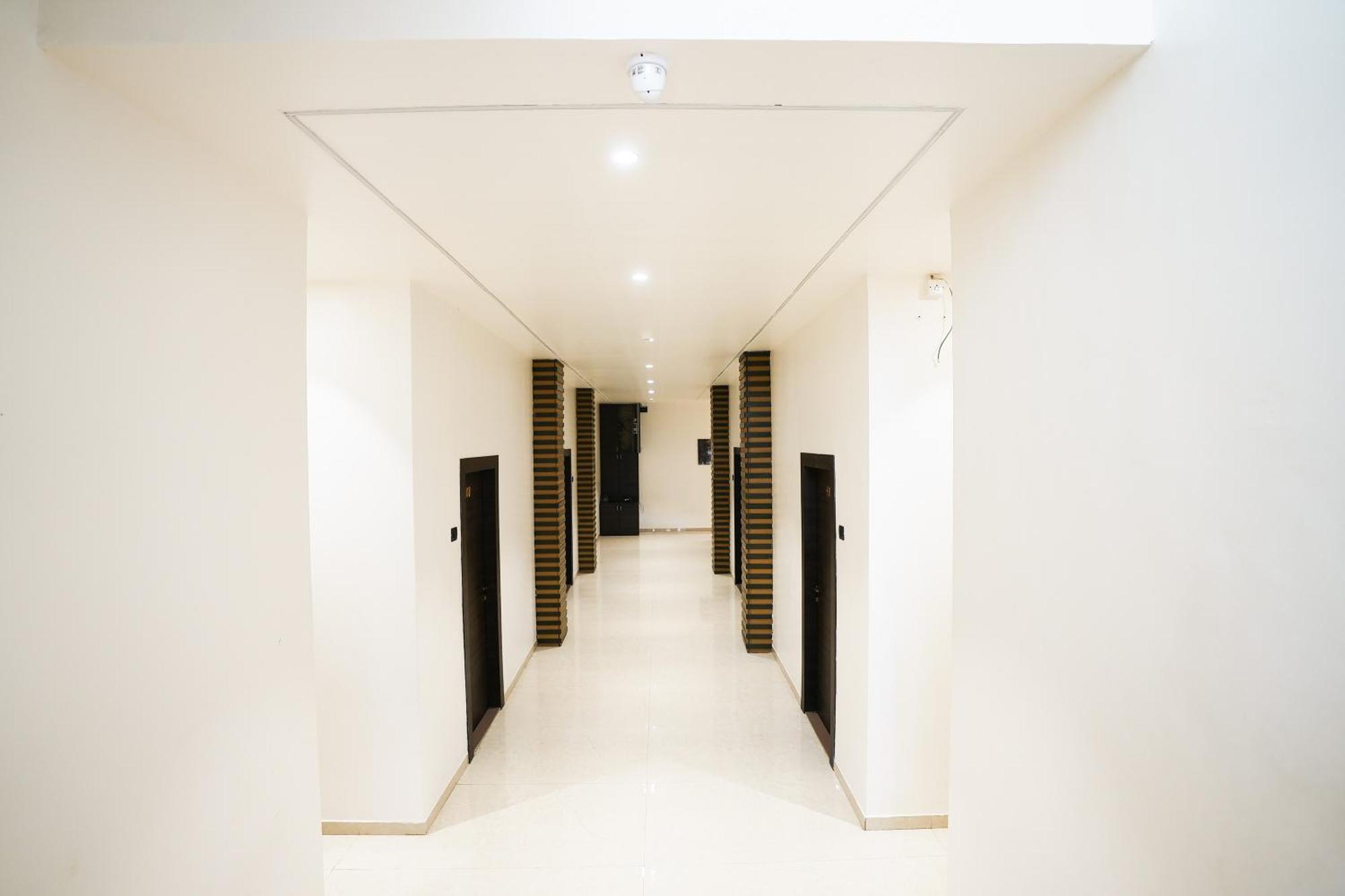 Madhav Residency Hotel & Banquet, Kalyan, Mumbai Ngoại thất bức ảnh