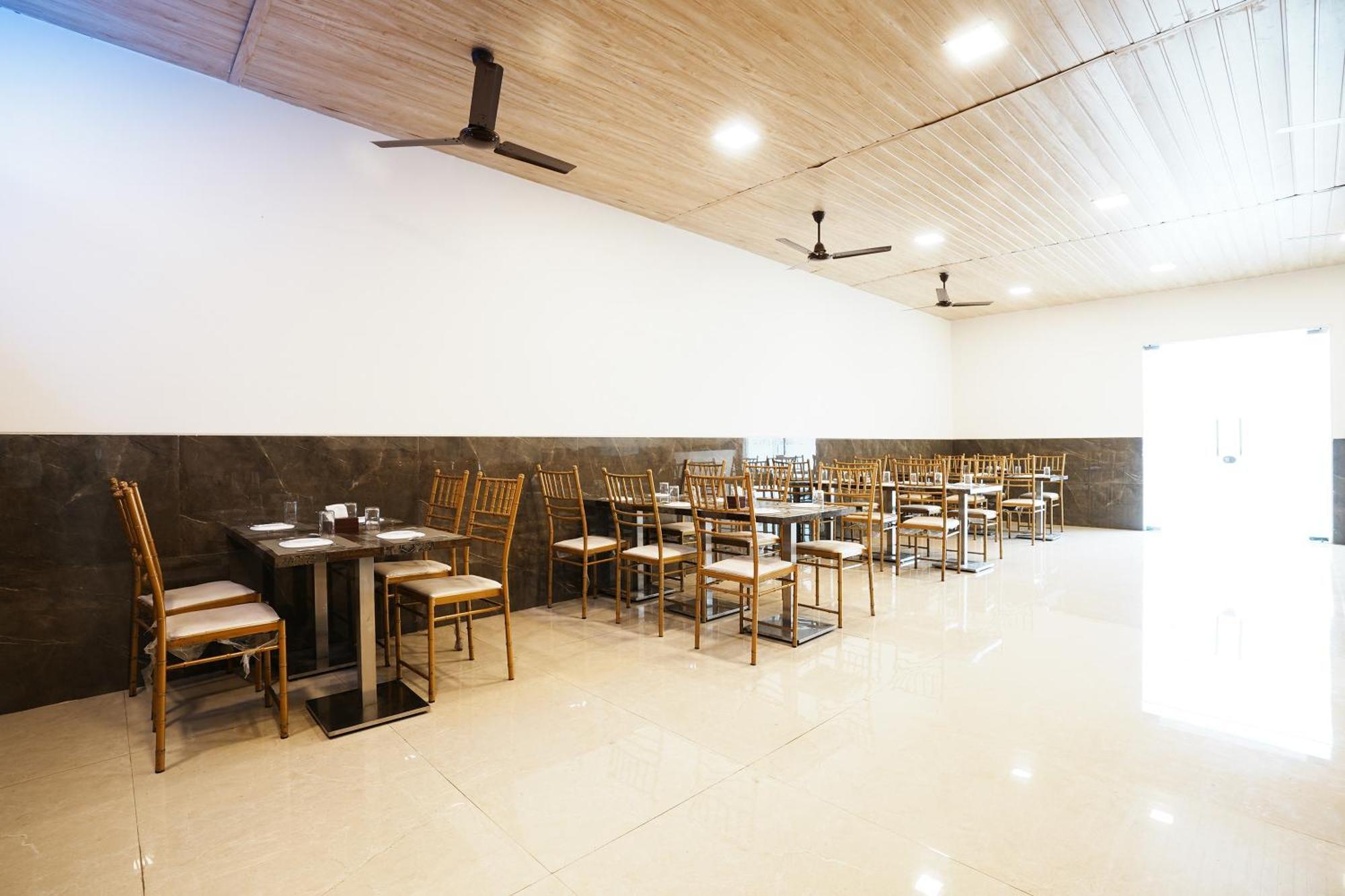 Madhav Residency Hotel & Banquet, Kalyan, Mumbai Ngoại thất bức ảnh