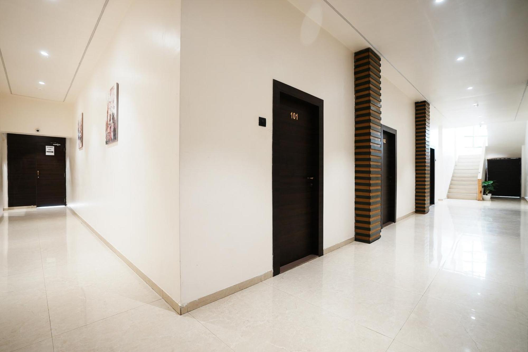 Madhav Residency Hotel & Banquet, Kalyan, Mumbai Ngoại thất bức ảnh